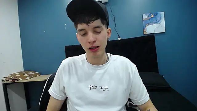 Jheampiiero online show from November 2025 01:55:01 PM