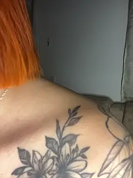 Alysson LS online show from November 2025 02:22:02 AM