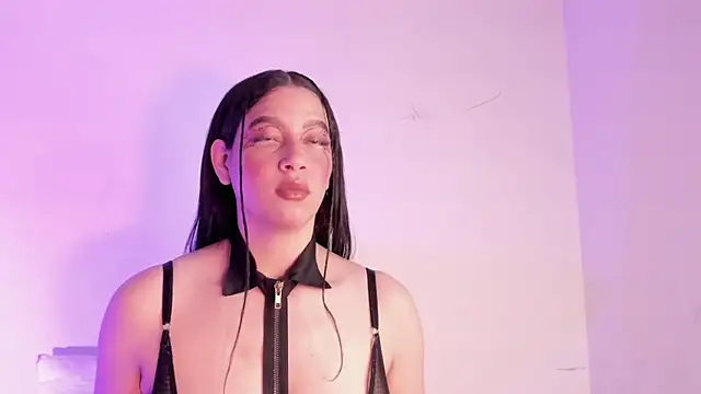 Megan Luxe online show from May 2026 06:21:03 AM