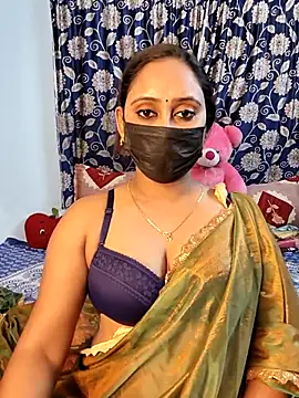 Cute-lusi online show from November 2025 07:16:02 PM