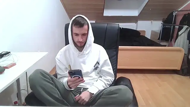 Bez3ybik online show from October 2025 05:25:02 PM