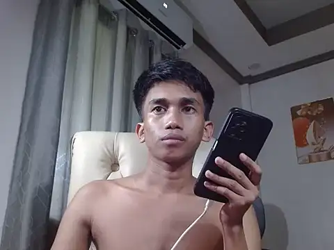 charlie0728 online show from December 2025 03:15:01 AM