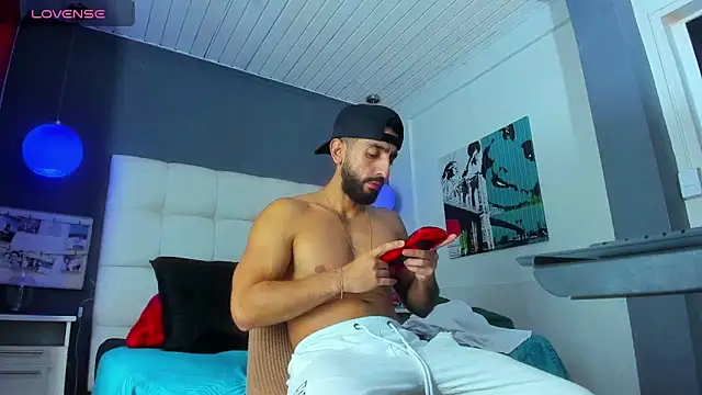 Yiyo10  online show from February 2026 06:22:01 AM