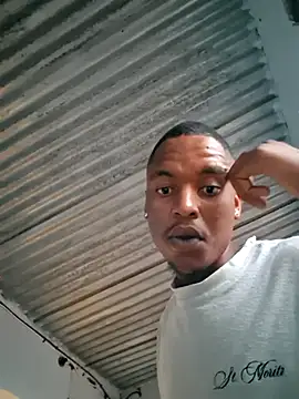 Snapshot of DxckMan3 chatting on February 2026 05:22:02 PM DxckMan3 online show from February 2026 05:22:02 PM