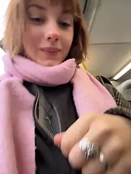 Only April online show from October 2025 05:41:01 AM