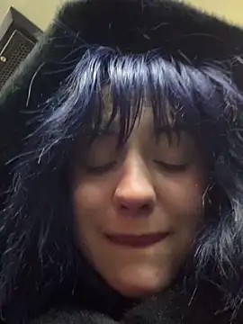 Only April online show from February 2026 04:13:02 AM