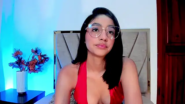 IvyJhons online show from October 2025 12:00:02 PM