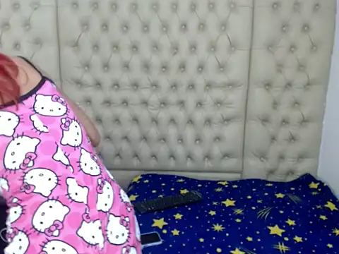 TifannyHott online show from February 2026 02:43:02 AM