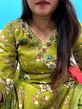 Snapshot of Naughty-Kamini chatting on September 2025 05:40:01 PM Naughty-Kamini online show from September 2025 05:40:01 PM