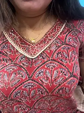 Snapshot of Naughty-Kamini chatting on October 2025 10:25:01 AM Naughty-Kamini online show from October 2025 10:25:01 AM