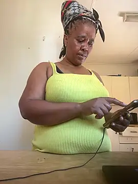 Ebonyboobsmilk online show from December 2025 01:31:02 PM