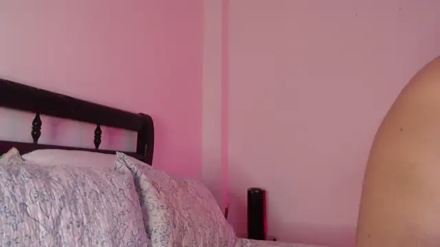 lucyymaximo online show from May 2026 11:28:02 AM