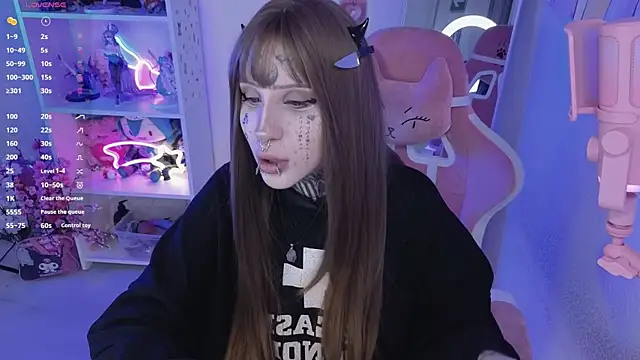 Nana stolass online show from May 2026 07:49:01 AM