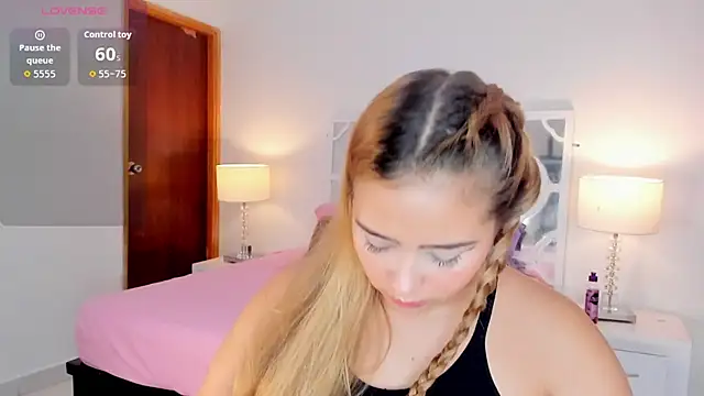 MikaelaStone online show from November 2025 12:16:02 PM