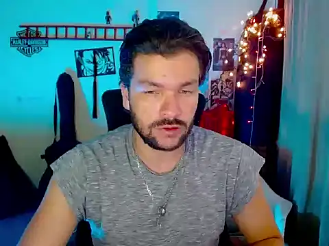 cortelioni massimo  online show from November 2025 08:41:02 PM