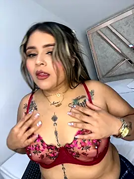 ashley-swift- online show from October 2025 06:32:02 AM