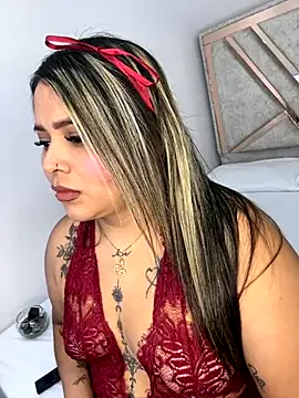 ashley-swift- online show from October 2025 09:54:01 AM