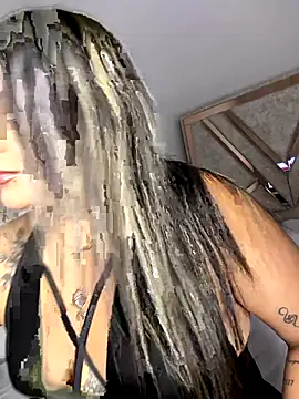 ashley-swift- online show from December 2025 08:21:01 AM