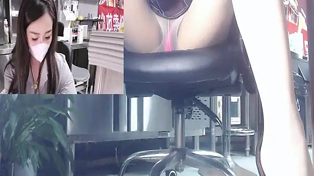 Eileen-L online show from September 2025 01:48:02 PM