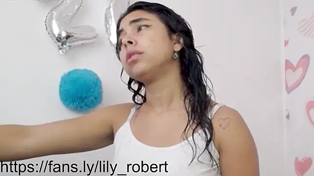 Snapshot of lily_robertss_ chatting on September 2025 03:12:02 PM lily robertss online show from September 2025 03:12:02 PM