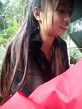 Dung-Thao19 online show from October 2025 09:44:01 AM