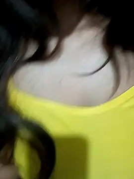 Hott Muskan online show from December 2025 06:58:01 PM