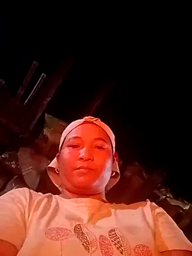 Love-Mama33 online show from October 2025 11:34:02 AM