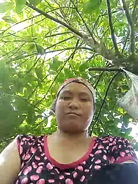 Love-Mama33 online show from November 2025 06:22:01 AM