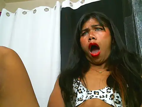 alezandraxx online show from October 2025 12:33:01 PM