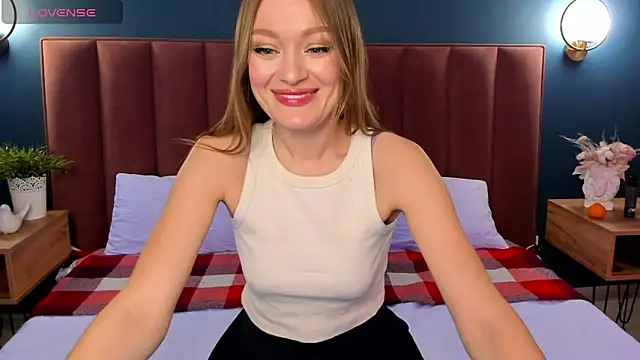 EvelynPoole online show from December 2025 01:34:01 AM