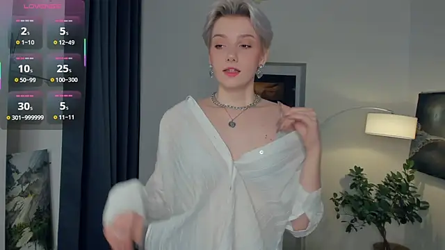 Snapshot of OdelynaAsp chatting on November 2025 12:49:01 PM OdelynaAsp online show from November 2025 12:49:01 PM