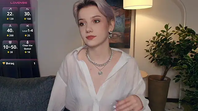 Snapshot of OdelynaAsp chatting on November 2025 11:43:02 AM OdelynaAsp online show from November 2025 11:43:02 AM