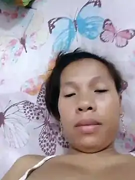 Snapshot of HotNaughtyGirl23 chatting on October 2025 01:52:01 PM HotNaughtyGirl23 online show from October 2025 01:52:01 PM