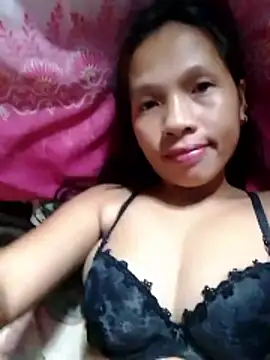 Snapshot of HotNaughtyGirl23 chatting on November 2025 06:26:02 AM HotNaughtyGirl23 online show from November 2025 06:26:02 AM