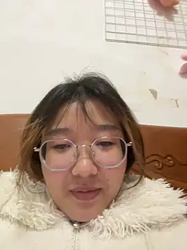 sisi-maiden online show from February 2026 01:40:02 PM