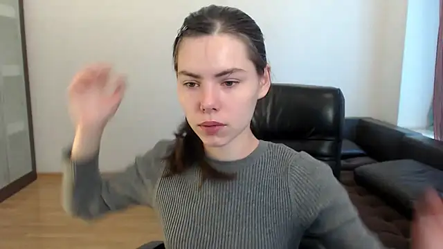 Snapshot of AmelieReve chatting on November 2025 09:09:01 AM AmelieReve online show from November 2025 09:09:01 AM