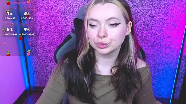 Snapshot of SadPotato_ chatting on September 2025 01:12:02 PM SadPotato online show from September 2025 01:12:02 PM