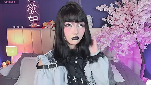 Snapshot of Shizuko_ chatting on June 2026 09:03:02 PM Shizuko online show from June 2026 09:03:02 PM