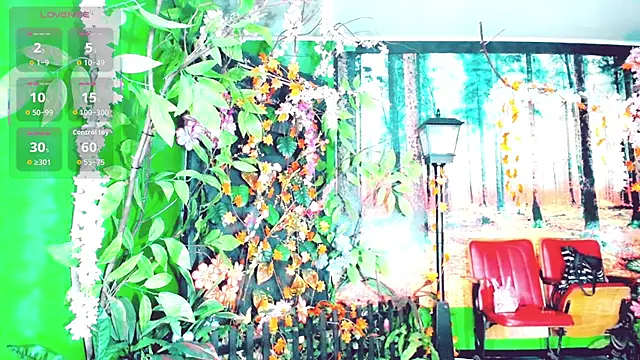 Britany montiel online show from September 2025 07:14:02 PM