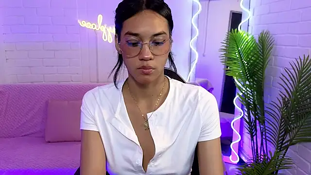 Snapshot of artemiss_tay chatting on September 2025 07:19:02 PM artemiss tay online show from September 2025 07:19:02 PM