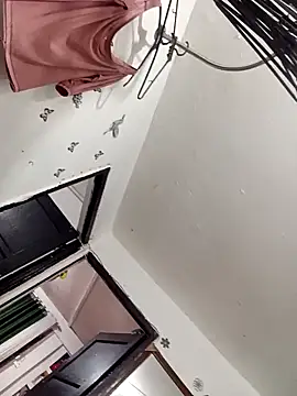 Lady 16 online show from March 2026 11:51:02 PM