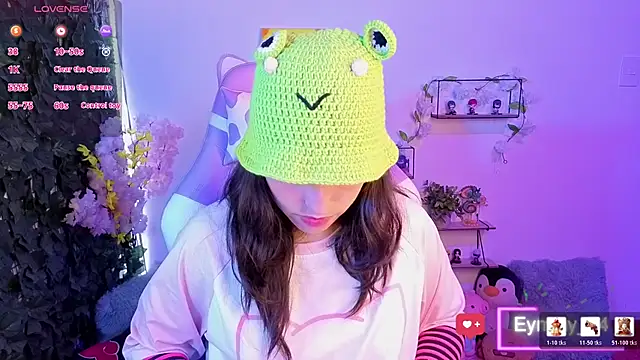 Snapshot of Eymmy_24 chatting on February 2026 02:51:01 AM Eymmy 24 online show from February 2026 02:51:01 AM