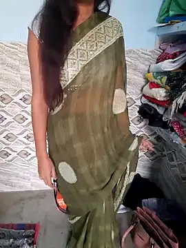 Aarti-kumri online show from November 2025 10:37:01 AM