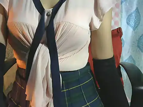 sheetal-sheetal95 online show from November 2025 04:51:01 PM