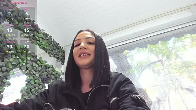 Lexi Storm online show from November 2025 07:00:01 AM