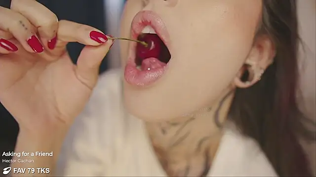 Snapshot of janne_maybe chatting on January 2026 03:14:02 PM janne maybe online show from January 2026 03:14:02 PM