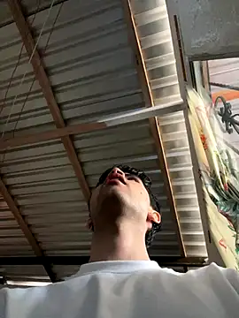 Axel-Mejia online show from November 2025 08:11:02 PM