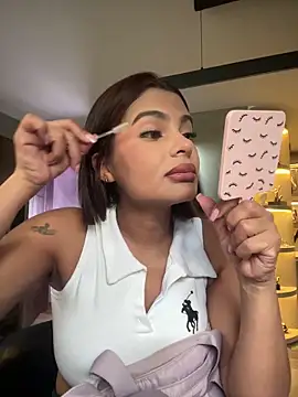 IrinaVelvet online show from October 2025 03:11:02 PM