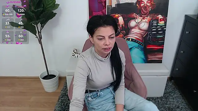 LadyLiia online show from April 2026 04:04:02 AM