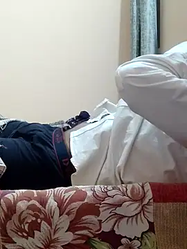 INTERNATIONAL0001 online show from October 2025 12:30:02 AM